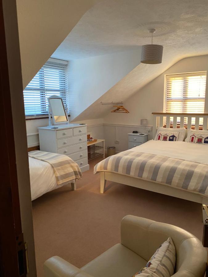 Blackthorn Farm Bed & Breakfast Holyhead Dış mekan fotoğraf