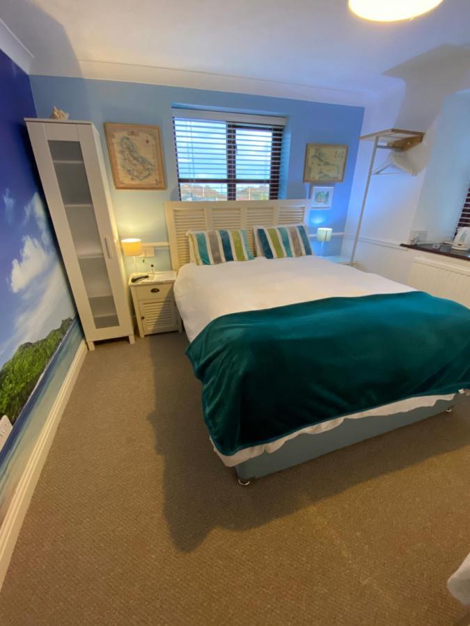 Blackthorn Farm Bed & Breakfast Holyhead Dış mekan fotoğraf