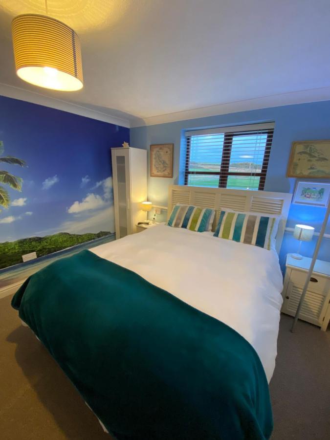 Blackthorn Farm Bed & Breakfast Holyhead Dış mekan fotoğraf