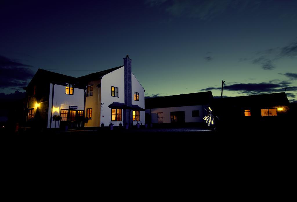 Blackthorn Farm Bed & Breakfast Holyhead Dış mekan fotoğraf