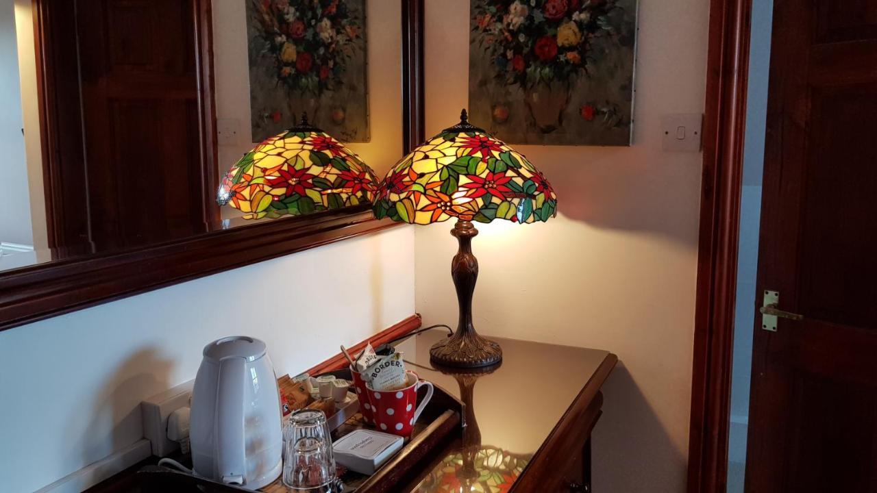Blackthorn Farm Bed & Breakfast Holyhead Dış mekan fotoğraf